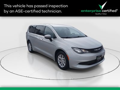 2022 Chrysler Voyager - Photo 1