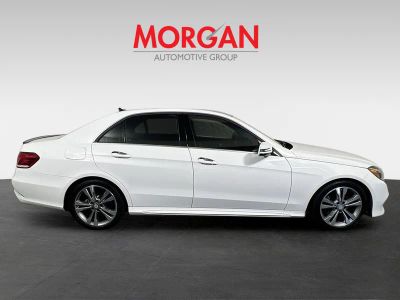 2014 Mercedes-Benz E-Class — side profile view