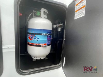 2026 Grand Design Momentum G-Class - Photo 8