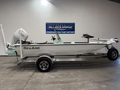 2026 SeaArk Shadow 17T CC - Photo 4