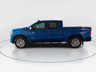 2022 Chevrolet Silverado 1500 — interior view