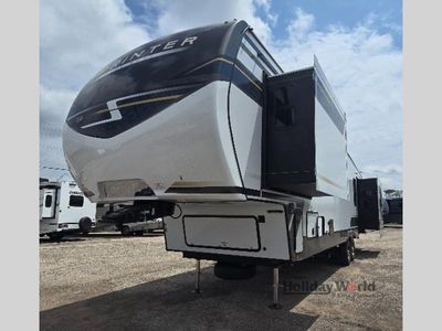2025 Keystone Sprinter - Photo 2