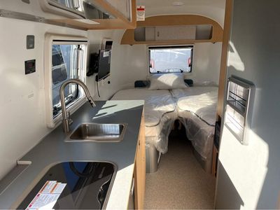 2026 Airstream WORLD TRAVELERUSA — photo 10 view