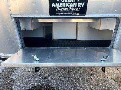 2026 Airstream WORLD TRAVELERUSA — detail view