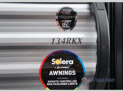 2025 Coachmen RV Catalina Summit Series 7 - Photo 6
