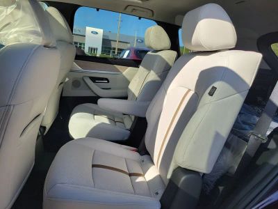 2026 Mazda CX-90 — photo 12 view