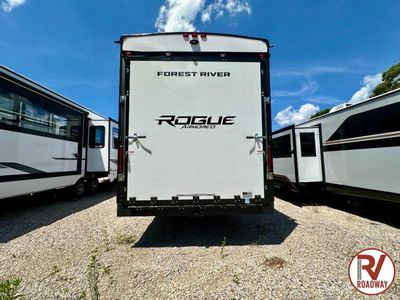 2026 Vengeance Rogue Amored 341GS - Photo 5
