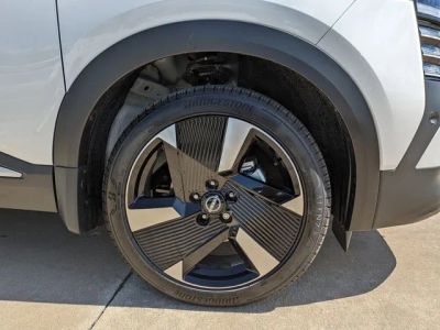 2026 Nissan Kicks — photo 12 view