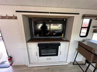 2024 Forest River RV Grand Surveyor - Photo 17