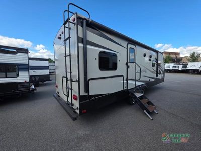 2019 Keystone RV Laredo - Photo 16