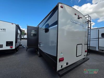 2019 Keystone RV Laredo - Photo 19