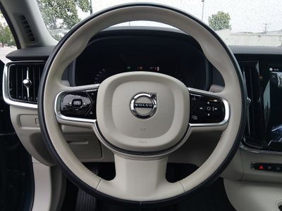 2024 Volvo S90 Recharge Plug-In Hybrid — photo 12 view