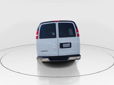 2023 Chevrolet Express Passenger - Photo 6