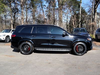 2025 Mercedes-Benz GLS - Photo 2