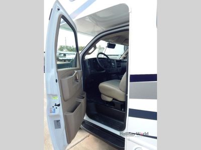 2026 Gulf Stream Conquest Class C — photo 8 view