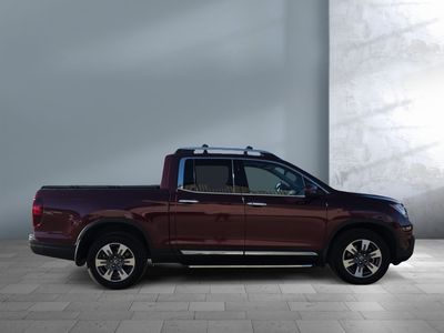 2017 Honda Ridgeline — photo 7 view