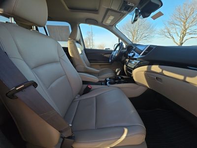 2017 Honda Ridgeline — photo 15 view