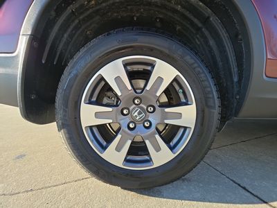 2017 Honda Ridgeline — photo 16 view