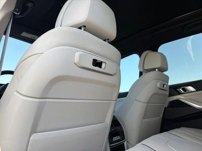 2026 BMW X5 — photo 21 view