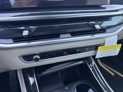 2026 BMW X5 — photo 27 view