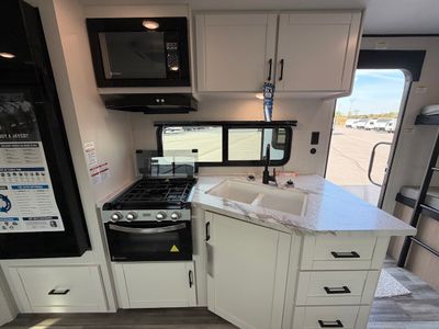 2026 Jayco Jay Flight SLX - Photo 18