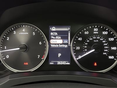 2024 Lexus IS - Photo 18