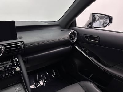 2024 Lexus IS - Photo 27