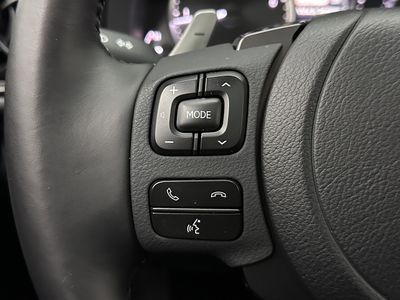2024 Lexus IS - Photo 19