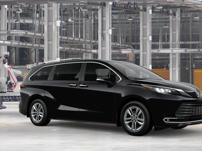 2026 Toyota Sienna — photo 14 view