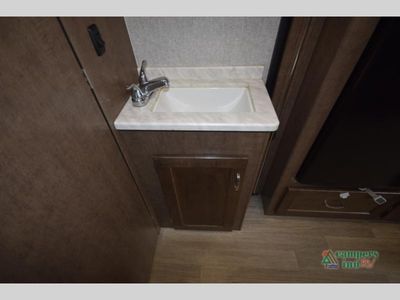 2020 Winnebago Vita - Photo 38