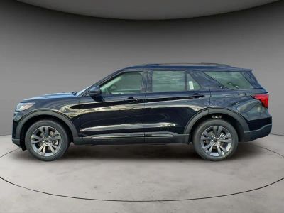 2026 Ford Explorer — side profile view