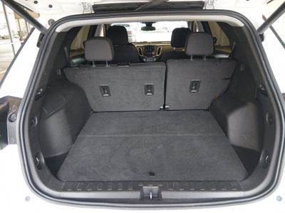 2024 Chevrolet Equinox — photo 11 view
