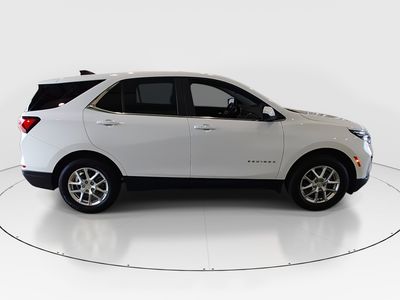 2024 Chevrolet Equinox — photo 8 view