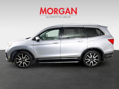 2019 Honda Pilot — engine compartment view