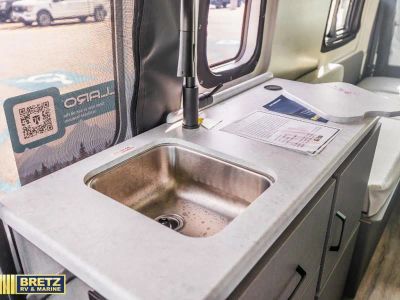 2026 Thor Motor Coach Tellaro - Photo 8