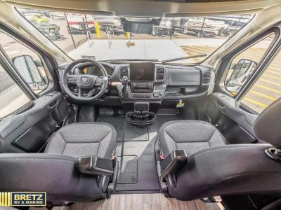 2026 Thor Motor Coach Tellaro - Photo 15