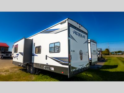 2024 Forest River RV Vengeance Rogue Armored - Photo 6