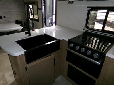 2024 Forest River RV Vengeance Rogue Armored - Photo 46