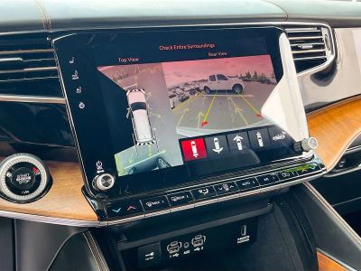 2024 Jeep Grand Wagoneer — photo 14 view