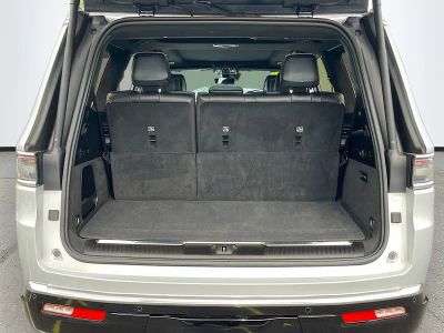 2024 Jeep Grand Wagoneer — photo 28 view