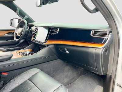 2024 Jeep Grand Wagoneer — photo 32 view
