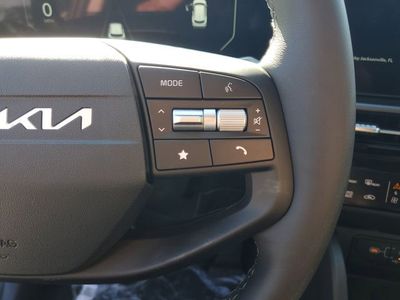 2026 Kia Sportage — photo 12 view