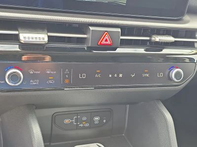 2026 Kia Sportage — photo 25 view