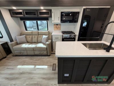 2026 Venture RV SportTrek Touring Edition — photo 19 view