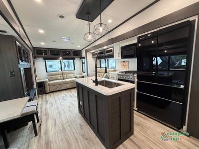 2026 Venture RV SportTrek Touring Edition — photo 9 view