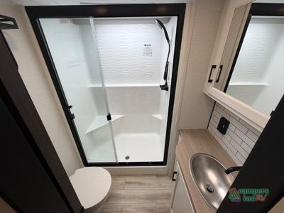 2026 Venture RV SportTrek Touring Edition — photo 34 view