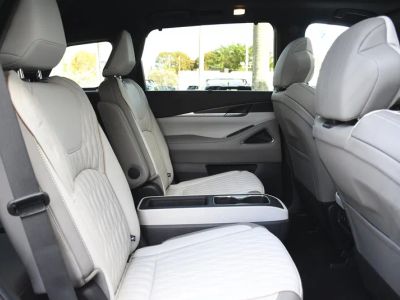 2026 INFINITI QX60 — photo 33 view