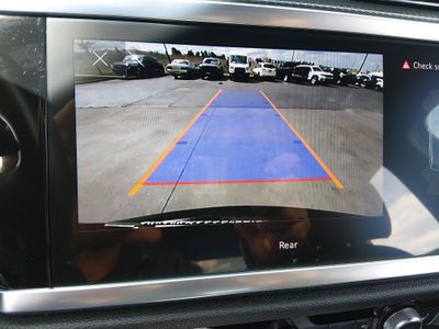 2024 Audi Q3 — photo 16 view