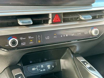 2025 Kia Sorento — photo 16 view