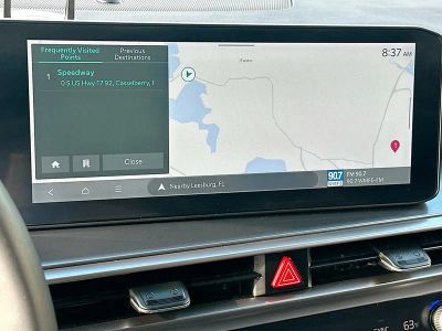 2025 Kia Sorento — photo 13 view